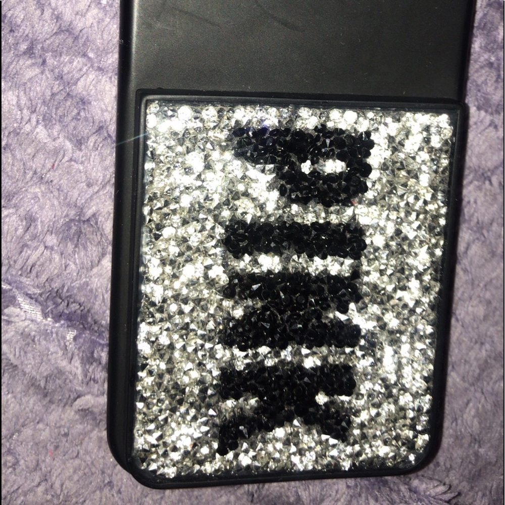 iPhone 7 vs pink case